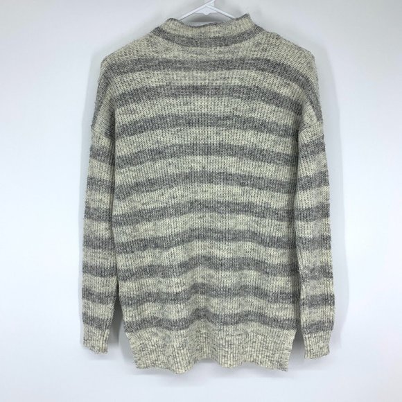 American Eagle Sweater Gray Beige Stripe Long Sleeve Knit Mock Neck - Picture 6 of 8